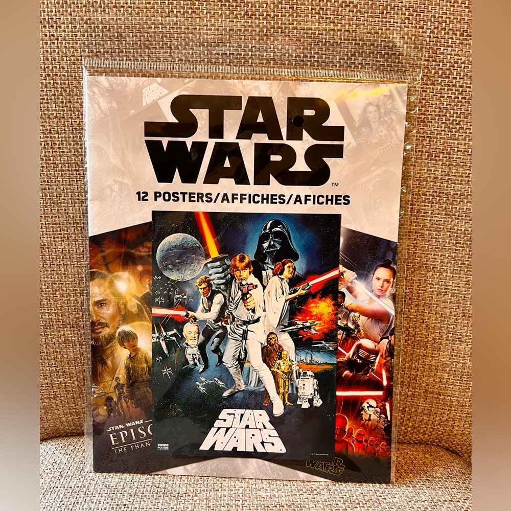 Star Wars - POSTER BOOK of 12 - 11" × 8.5" - NEW & SEALED